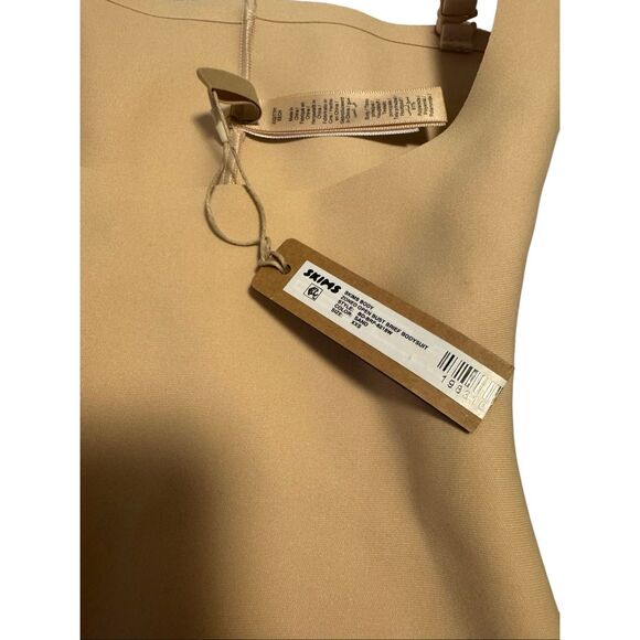 SKIMS size XXS zoned open bust brief bodysuit sand - NWT - Picture 3 of 3